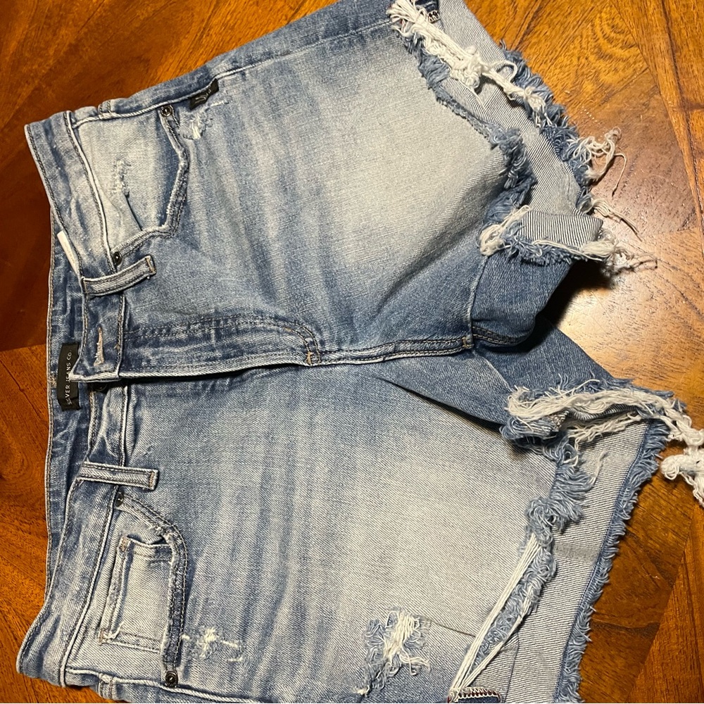 NEW Silver Jeans Light Blue Distressed Jean Shorts